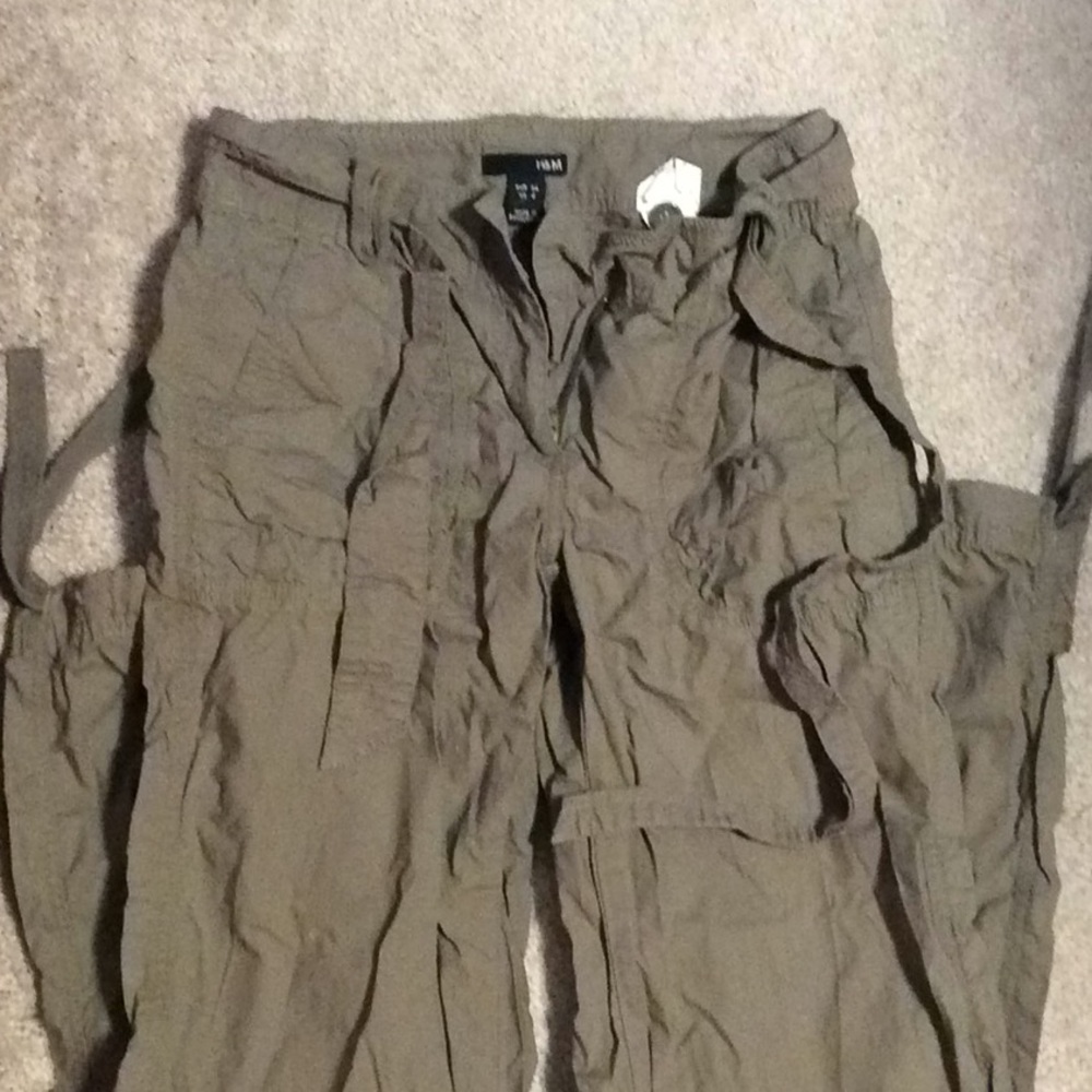 H & M army green pants
